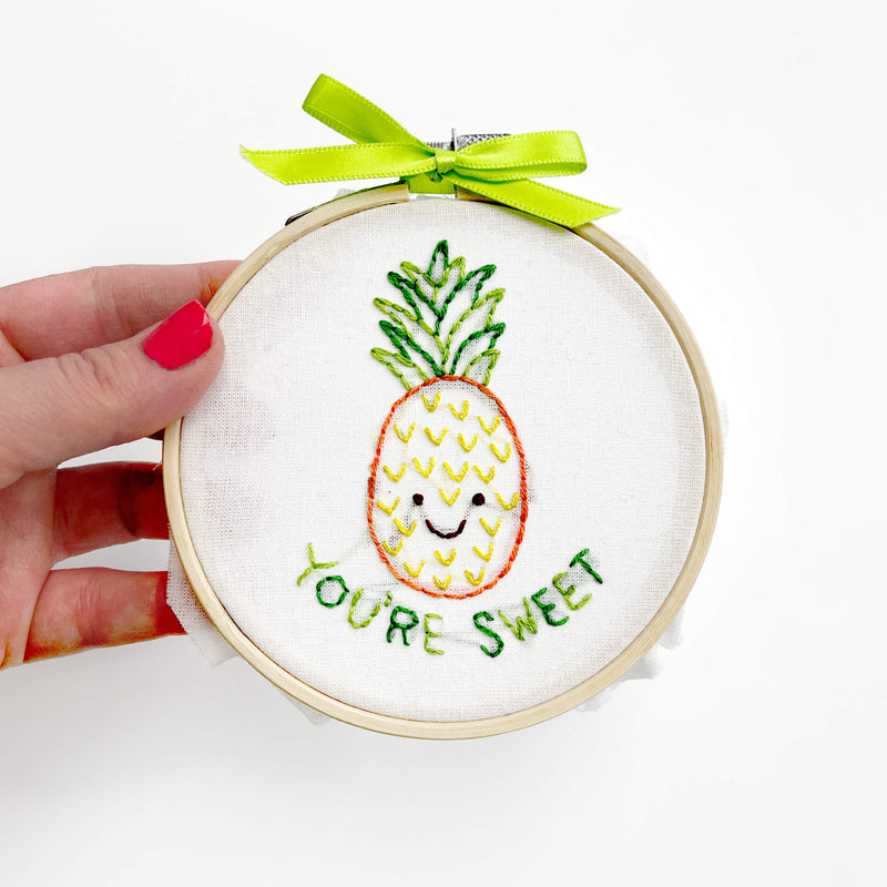 Pineapple 4-inch embroidery kit