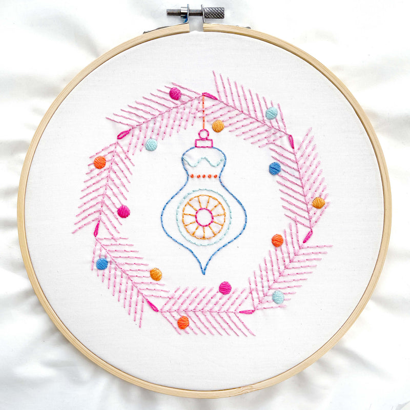 Retro Wreath embroidery kit