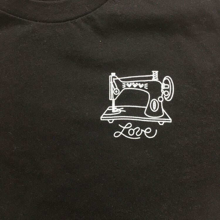 Singer vintage sewing machine t-shirt