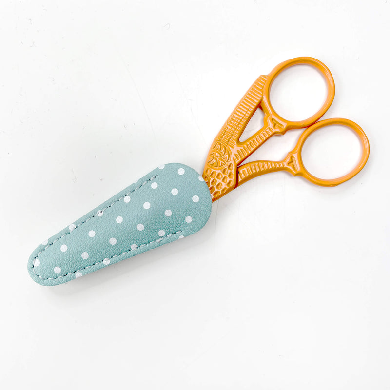 Polka-dot scissor sheath